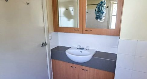 Bathroom2-2_web